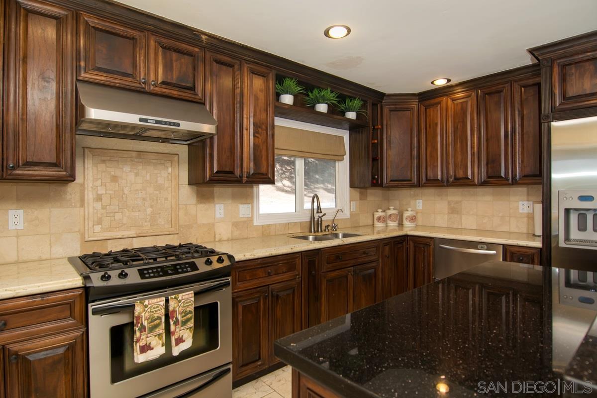 13960 Carmel Ridge Road San Diego, CA 92128 - Photo 12 of 25