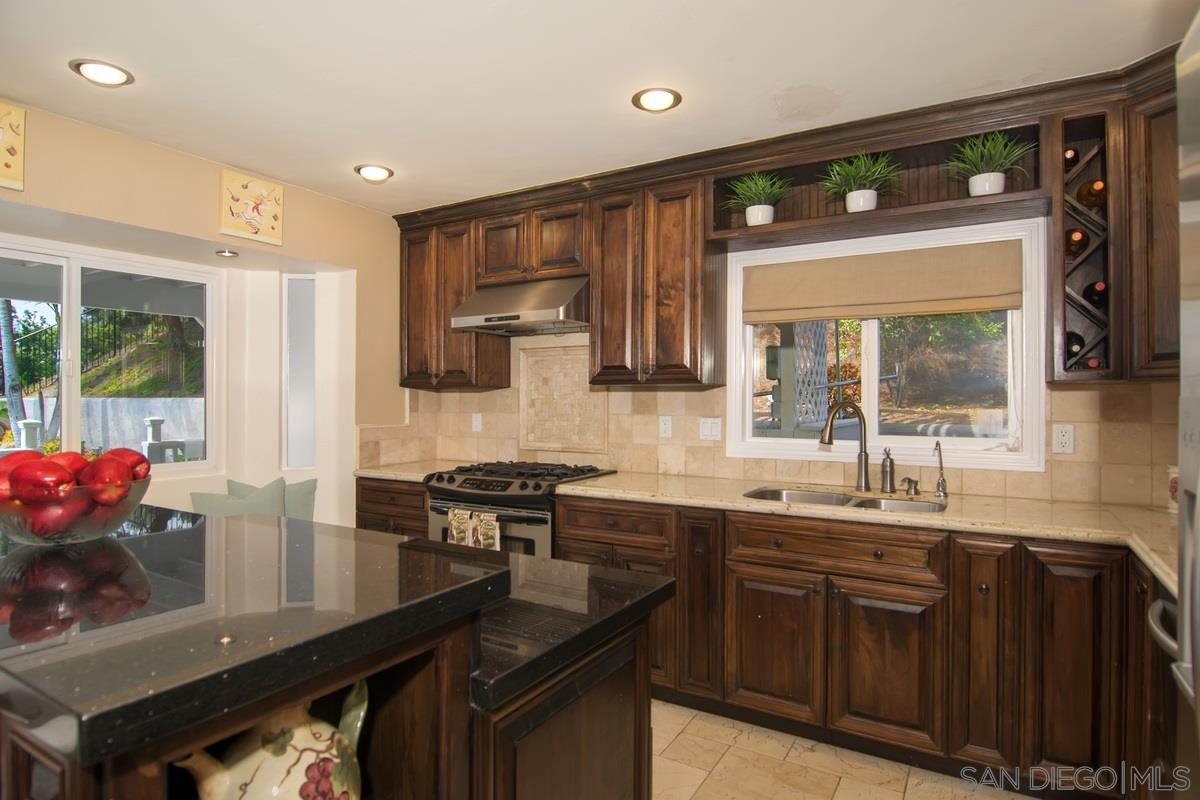 13960 Carmel Ridge Road San Diego, CA 92128 - Photo 10 of 25