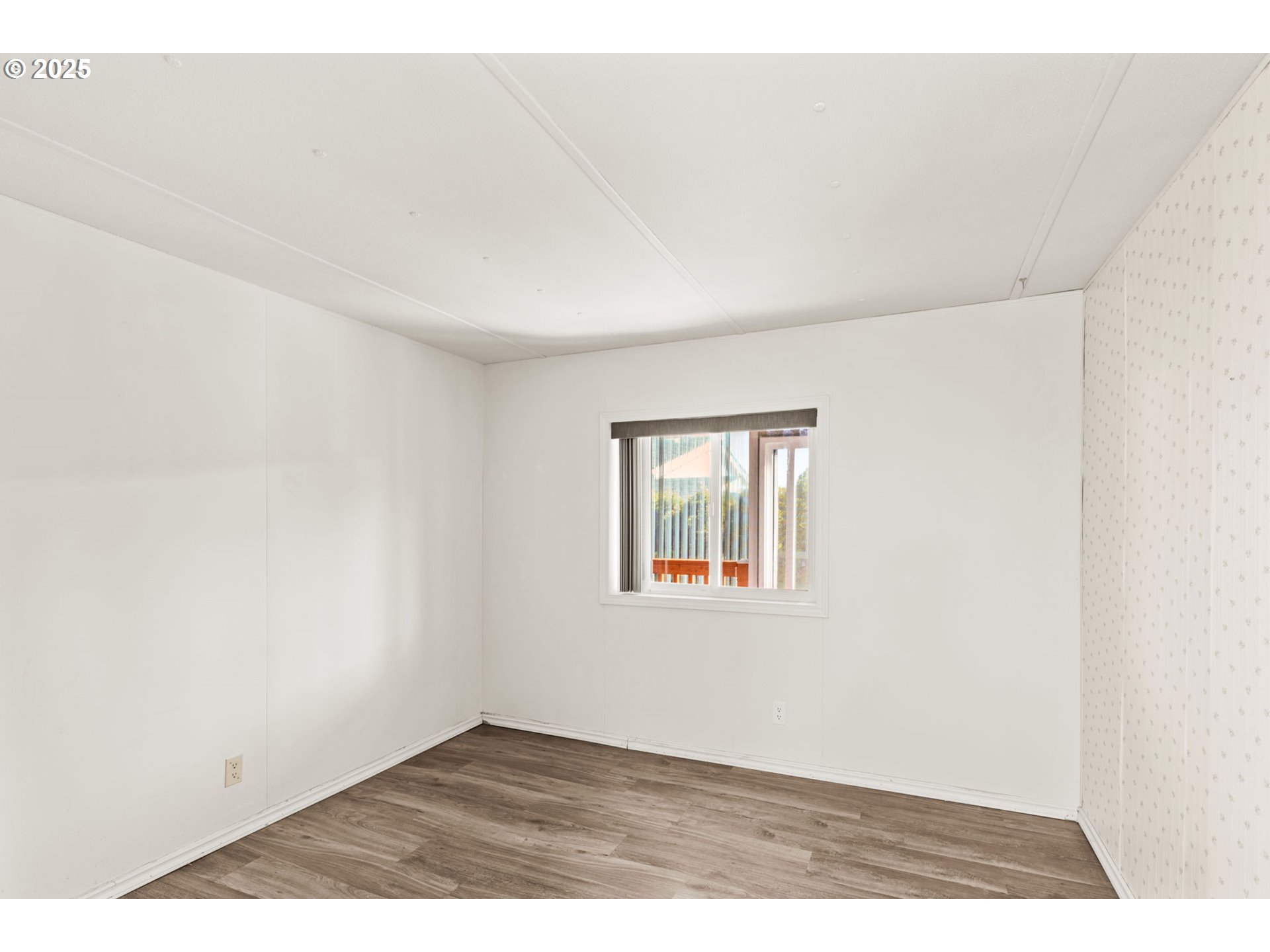 1199 North Terry Street, Unit 195 Eugene, OR 97402 - Photo 13 of 23