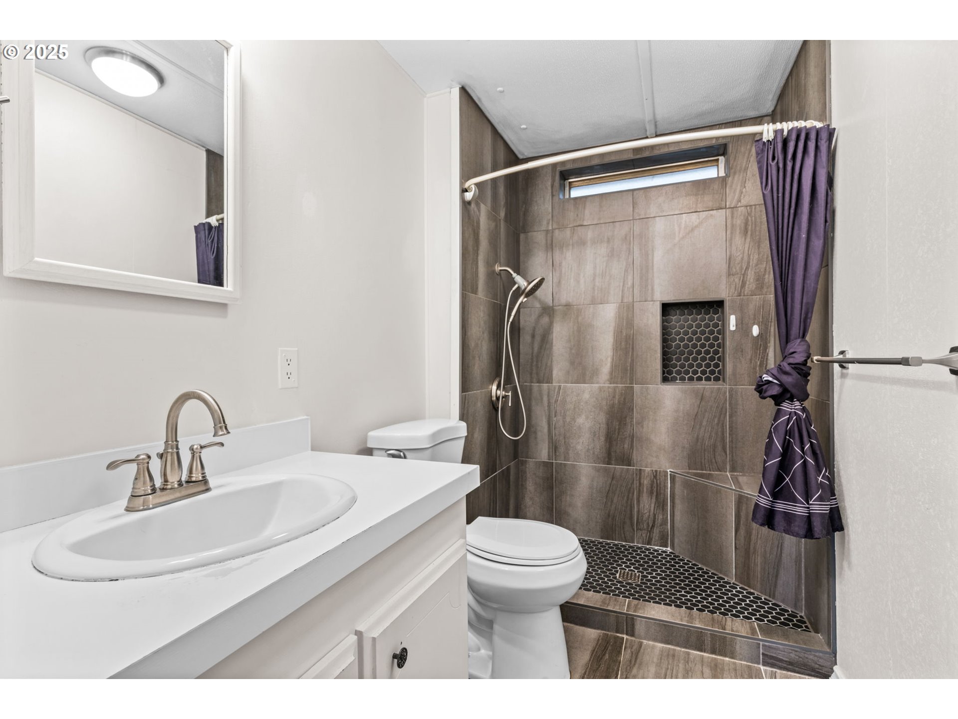 1199 North Terry Street, Unit 195 Eugene, OR 97402 - Photo 14 of 23