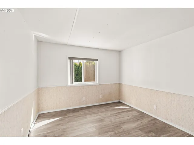 $129,900 | 1199 North Terry Street, Unit 195, Eugene, OR 97402