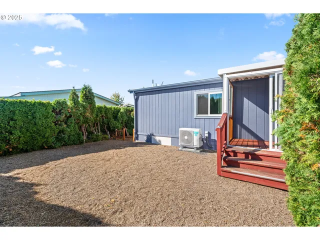 $129,900 | 1199 North Terry Street, Unit 195, Eugene, OR 97402