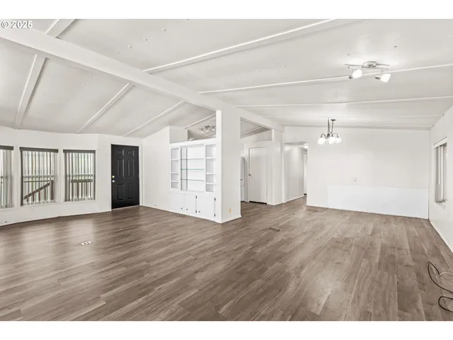 $129,900 | 1199 North Terry Street, Unit 195, Eugene, OR 97402