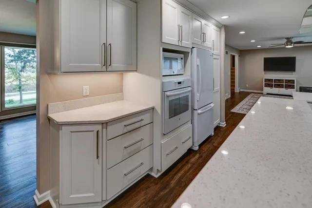 $649,999 | 2363 South Seminole Highway, Fitchburg, WI 53593