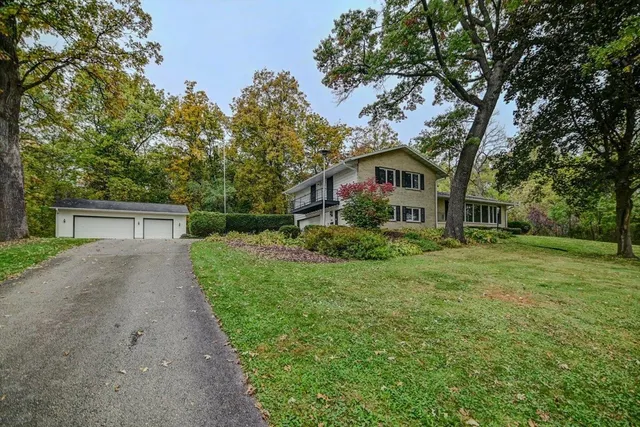 $649,999 | 2363 South Seminole Highway, Fitchburg, WI 53593