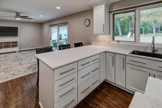 $649,999 | 2363 South Seminole Highway, Fitchburg, WI 53593