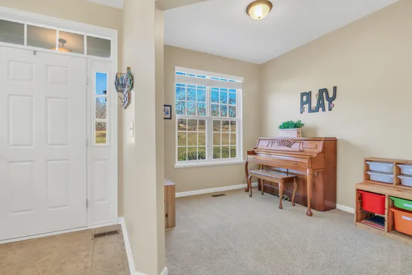 $294,000 | 551 South Jade Lane, Unit 551, Round Lake, IL 60073