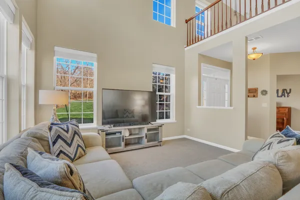 $294,000 | 551 South Jade Lane, Unit 551, Round Lake, IL 60073