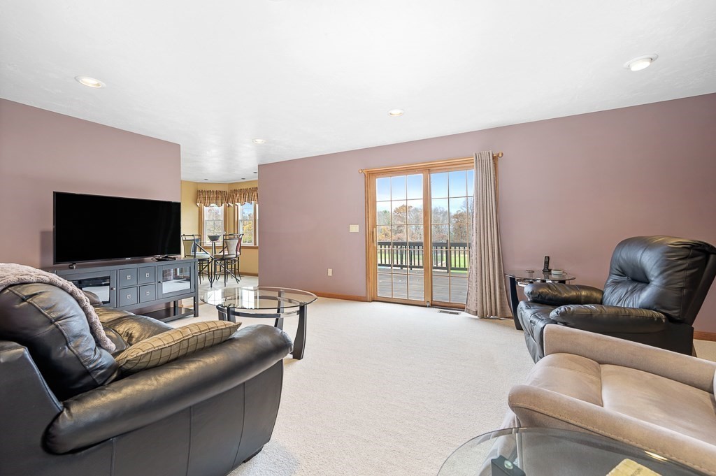 16 Bates Road Dudley, MA 01571 - Photo 23 of 42 Gallery Image 23