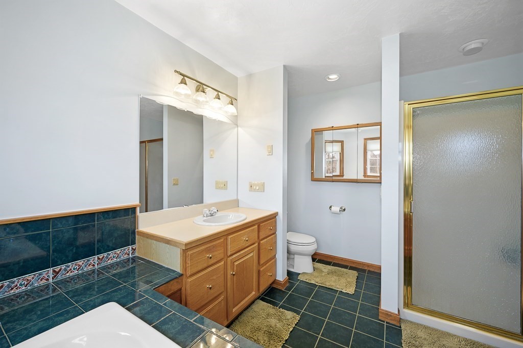 16 Bates Road Dudley, MA 01571 - Photo 31 of 42 Gallery Image 31