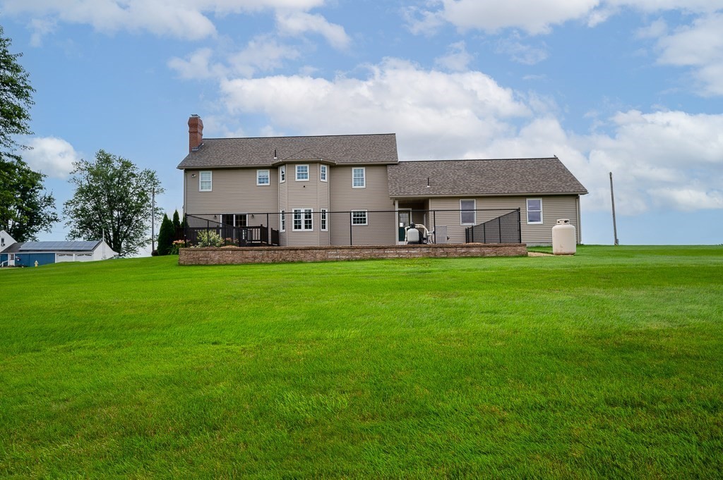 16 Bates Road Dudley, MA 01571 - Photo 10 of 42 Gallery Image 10