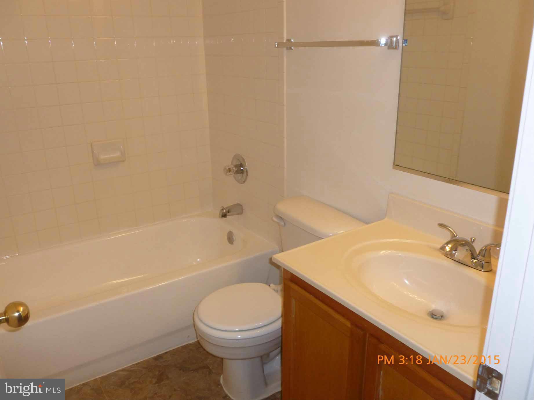 2013 Roff Point Court Odenton, MD 21113 - Photo 12 of 17 Hall Bath
