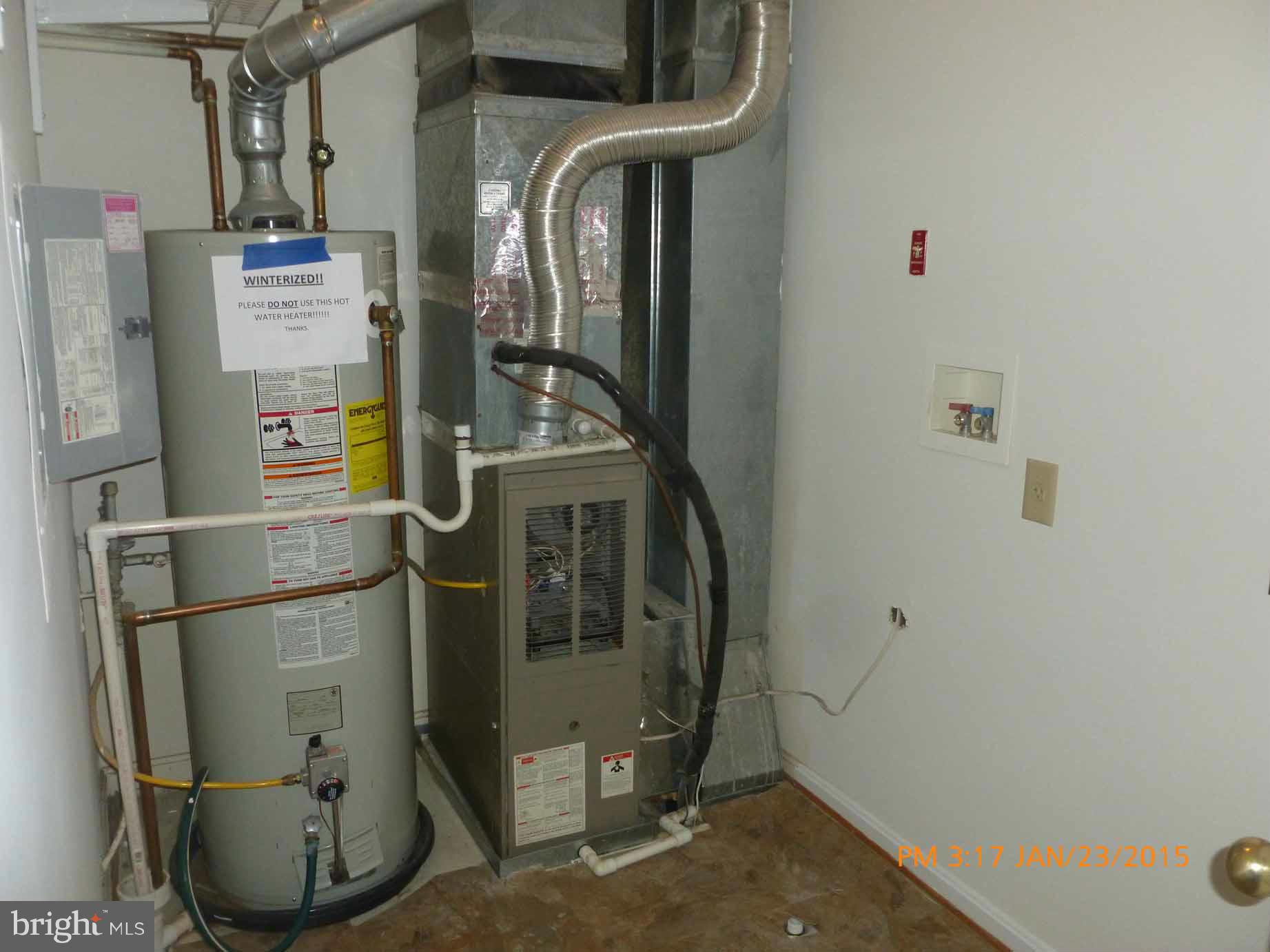 Utility Room/ Laundry Room