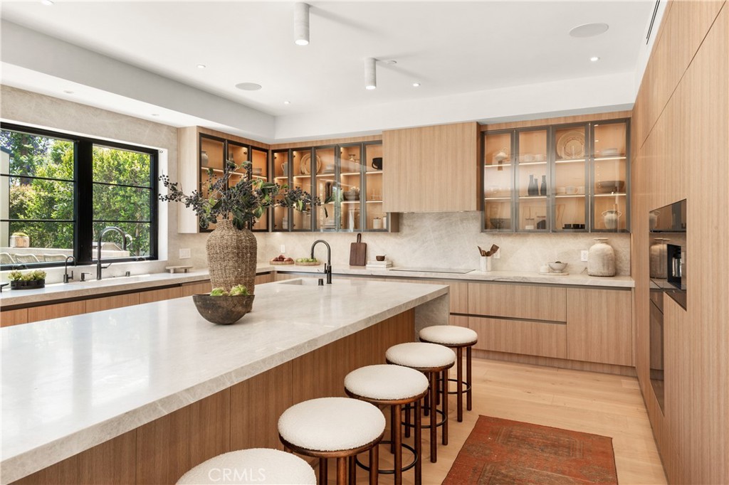 4314 Teesdale Avenue Studio City, CA 91604 - Photo 14 of 47