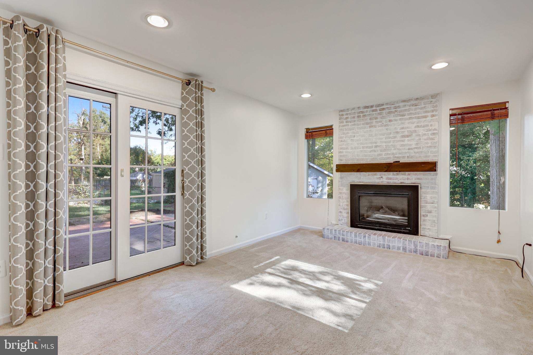 5609 Rolling Road Springfield, VA 22151 - Photo 5 of 42 Bright and airy living space with charm.