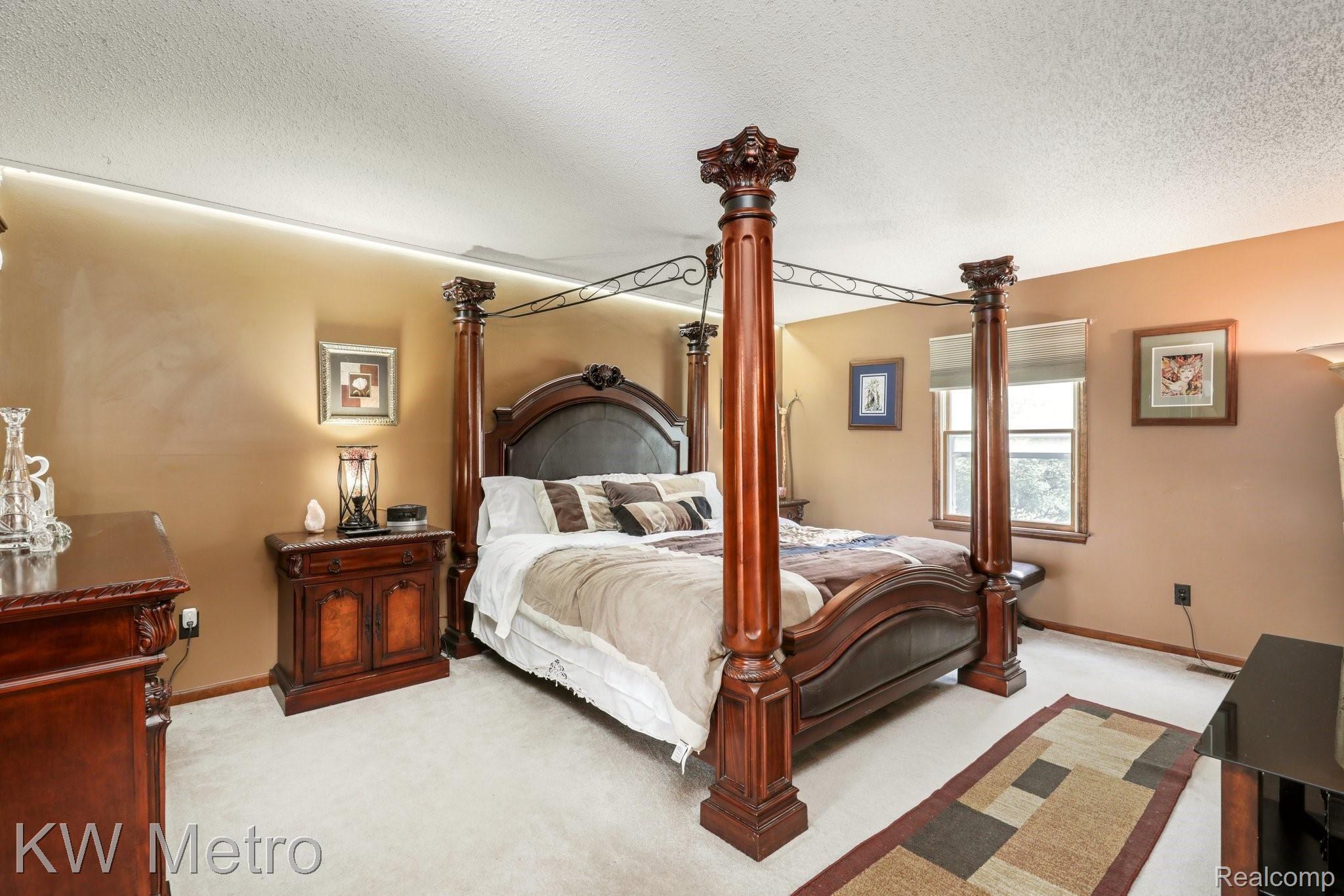 53700 North Foster Road New Baltimore, MI 48051 - Photo 17 of 43 20-web-or-mls-53700 North Foster Road Chesterfield0017.jpg