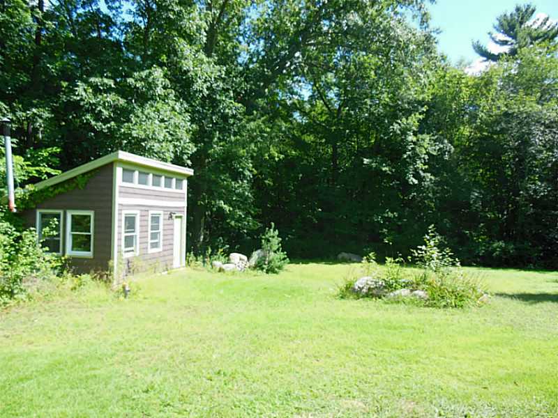 685 Seven Mile Road Cranston, RI 02823 - Photo 4 of 20 Exterior Front.