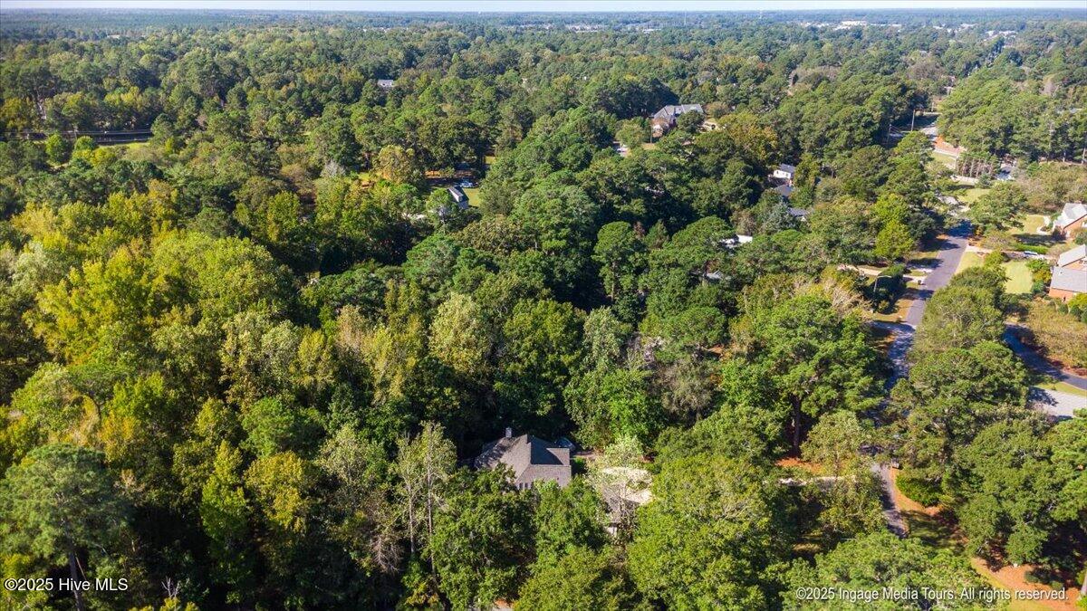 119 Robin Road Greenville, NC 27858 - Photo 119 of 124 119-20251003 MLS L_Wilson 119 Robin Rd G