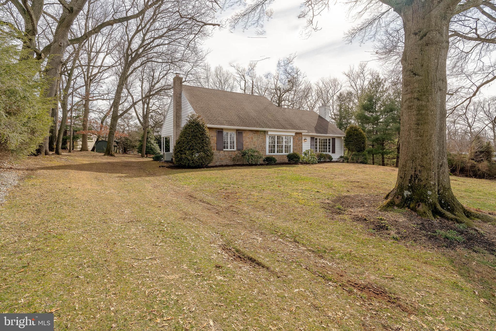 829 Hillaire Road Lancaster, PA 17601 - Photo 2 of 51 Gallery Image 2