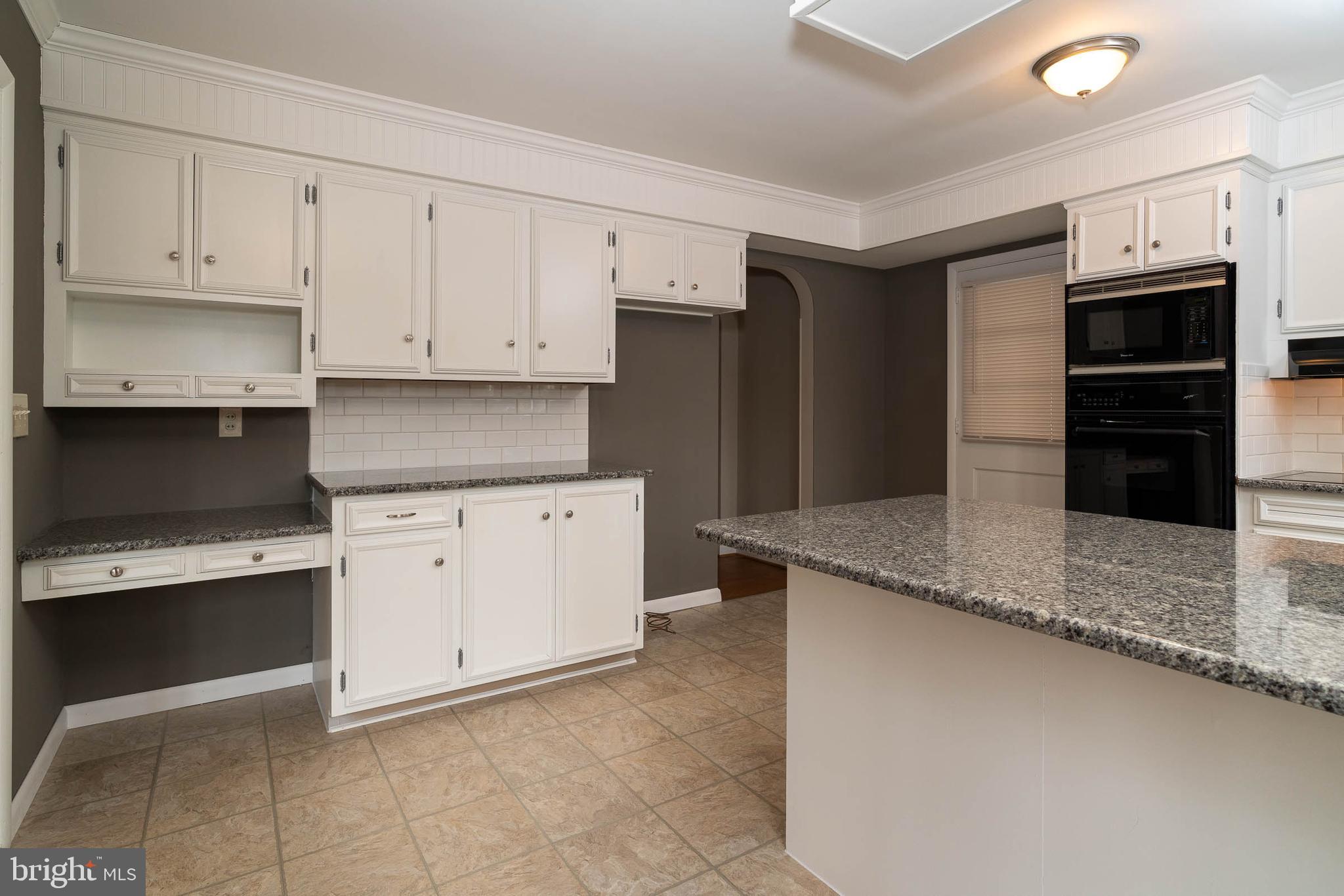 829 Hillaire Road Lancaster, PA 17601 - Photo 21 of 51 Gallery Image 21