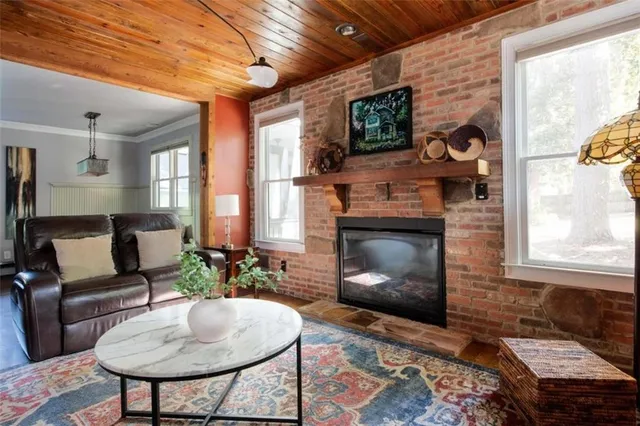 $6,000 | 2330 1st Avenue Northeast, Atlanta, GA 30317