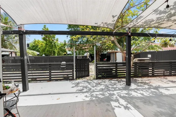 a outdoor view with a sitting space