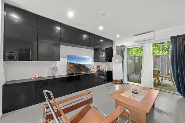 $635,000 | 9005 Cynthia Street, Unit 209, West Hollywood, CA 90069