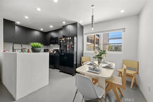 $635,000 | 9005 Cynthia Street, Unit 209, West Hollywood, CA 90069