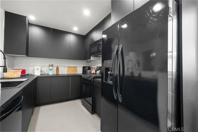 $635,000 | 9005 Cynthia Street, Unit 209, West Hollywood, CA 90069