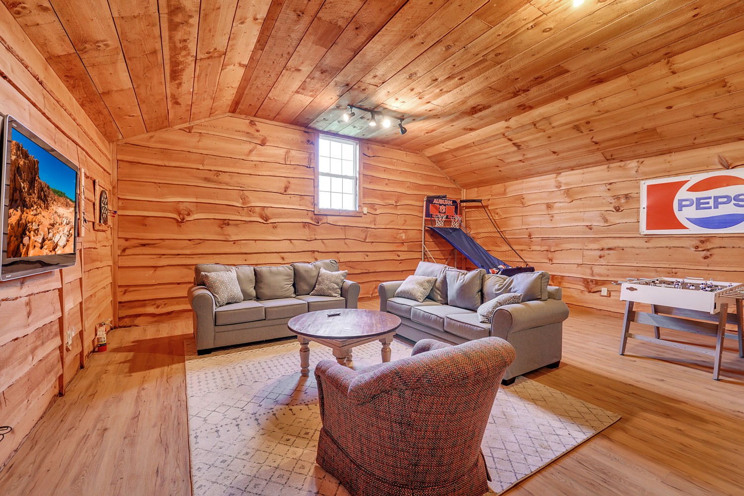 8265 Guthrie Road Cross Plains, TN 37049 - Photo 65 of 83 a outdoor living with furniture and wooden floor