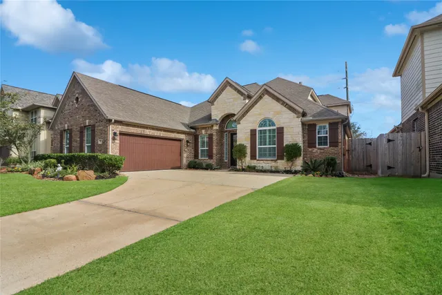 $579,900 | 17918 Kathywood Drive, Tomball, TX 77377