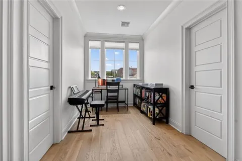 $1,199,000 | 11 Metairie Court, Metairie, LA 70001