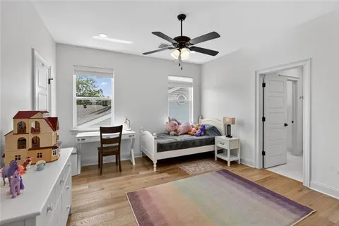$1,199,000 | 11 Metairie Court, Metairie, LA 70001