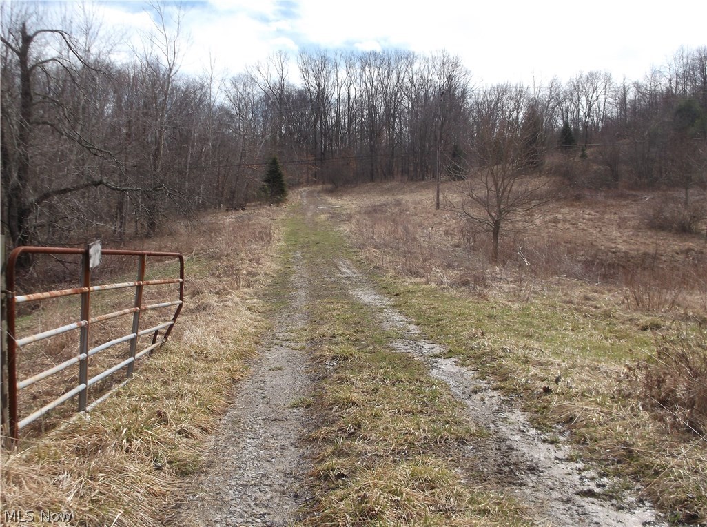 65690 Endley Road Cambridge, OH 43725 - Photo 2 of 10 Gallery Image 2