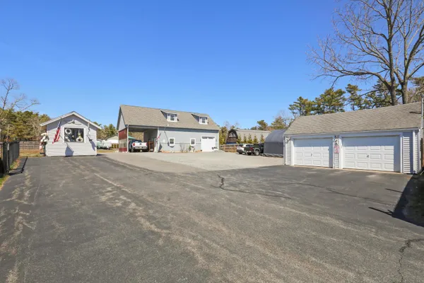 $749,000 | 2614 Cranberry Highway, Wareham, MA 02571
