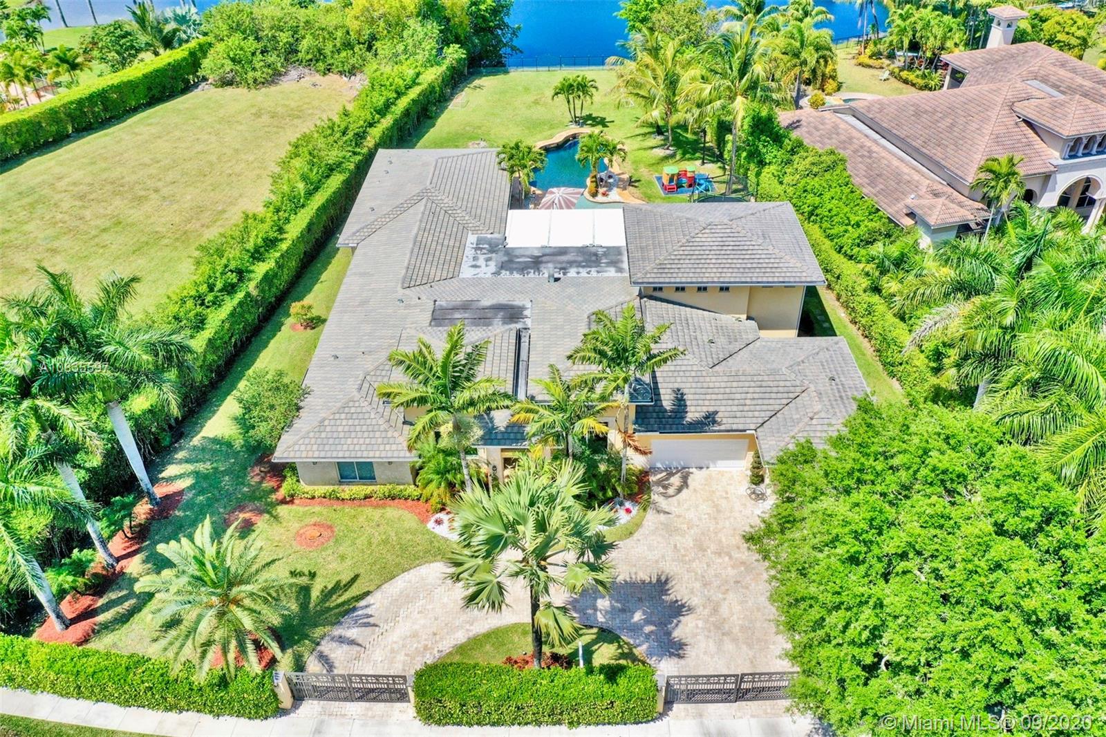 481 Ranch Road Weston, FL 33326 - Photo 6 of 81