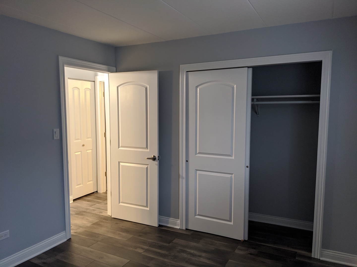 10440 South Ridgeland Avenue, Unit 5 Chicago Ridge, IL 60415 - Photo 25 of 27 a view of walk in closet with wooden floor
