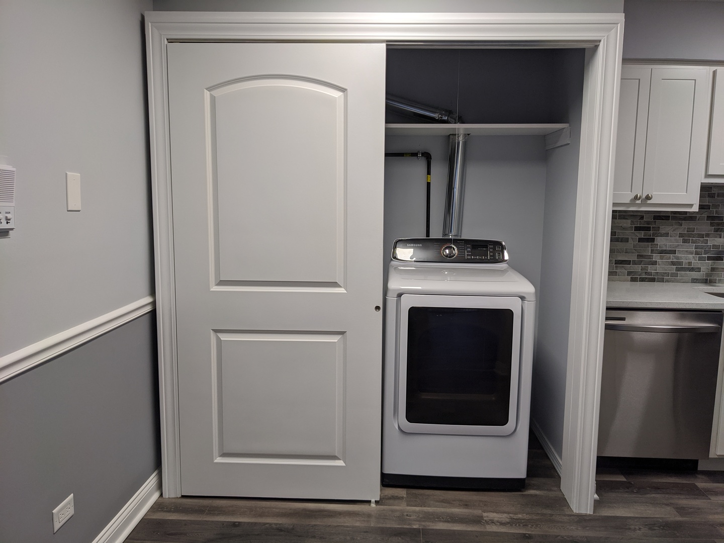 10440 South Ridgeland Avenue, Unit 5 Chicago Ridge, IL 60415 - Photo 9 of 27 a white stove top oven sitting inside of a kitchen