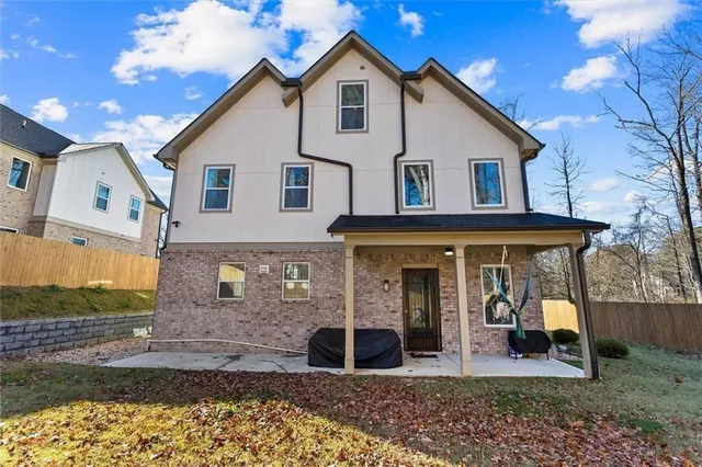 $750,000 | 658 Rockbridge Road Northwest, Lilburn, GA 30047