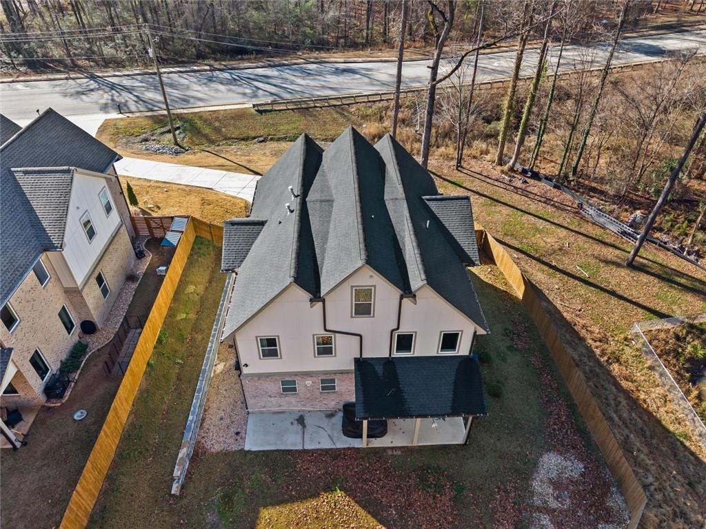 658 Rockbridge Road Northwest Lilburn, GA 30047 - Photo 9 of 81