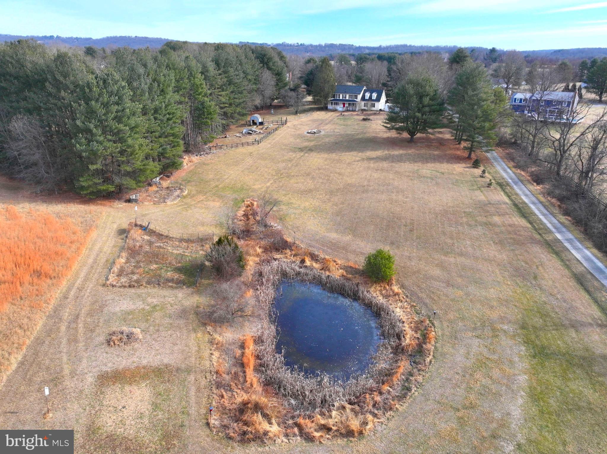 20192 Cockerill Road Purcellville, VA 20132 - Photo 43 of 59 Pond in Front Yard