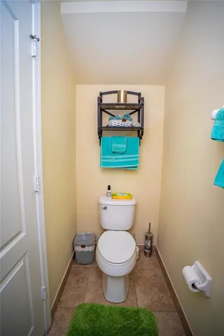 a bathroom with a toilet