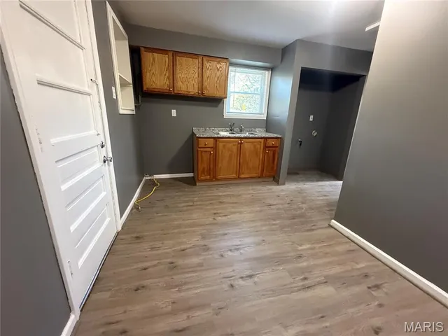 $1,095 | 223 La Motte Lane, Ferguson, MO 63135