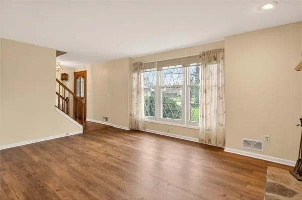 $299,900 | 99 Old English Drive, Greece, NY 14616