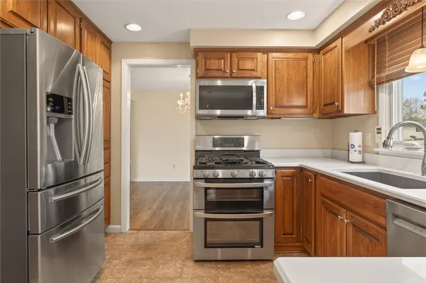 $299,900 | 99 Old English Drive, Greece, NY 14616