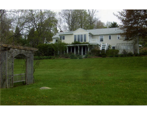 18 Sleepy Hollow Road Topsfield, MA 01983 - Photo 3 of 10 Gallery Image 3