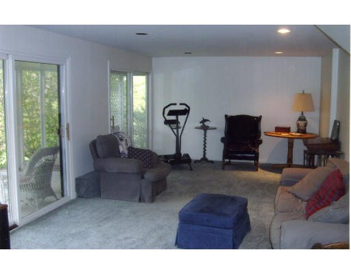 18 Sleepy Hollow Road Topsfield, MA 01983 - Photo 9 of 10 Gallery Image 9