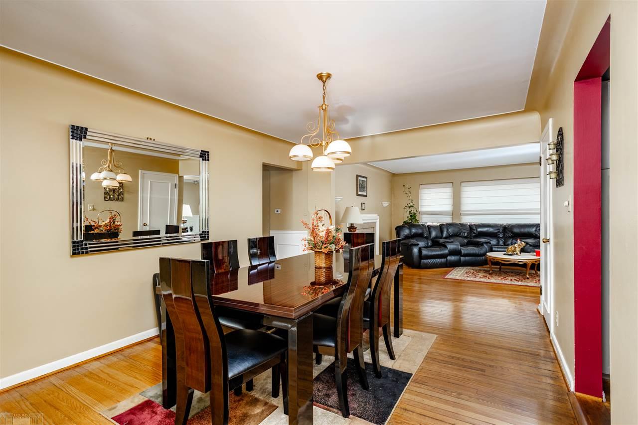 1131 North Renaud Road Grosse Pointe Woods, MI 48236 - Photo 16 of 46