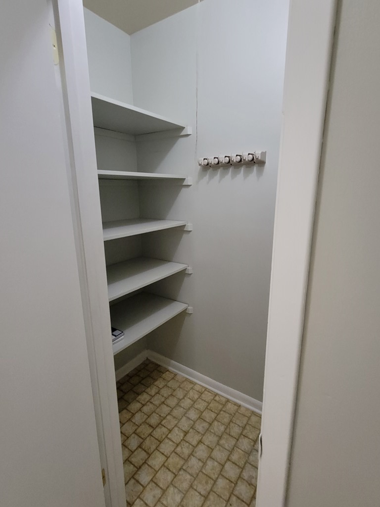 109 7th Street Ingram, TX 78025 - Photo 13 of 15 a room