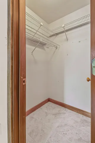 $165,000 | 1066 Millpond Road, Unit G, Valparaiso, IN 46385